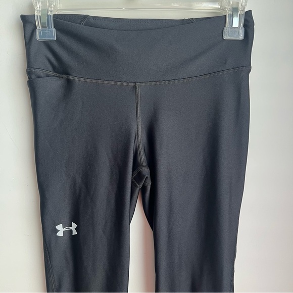 Under Armour HEATGEAR Compression Leggings w/ Cutout Details - Small - Picture 2 of 10